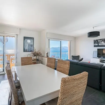 Apartment Wonderful 2 Bedroom With Sea View *